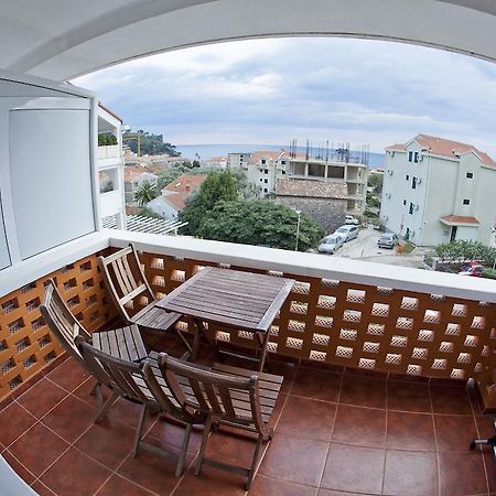 Apartments Mandarina Garden Petrovac Rom bilde