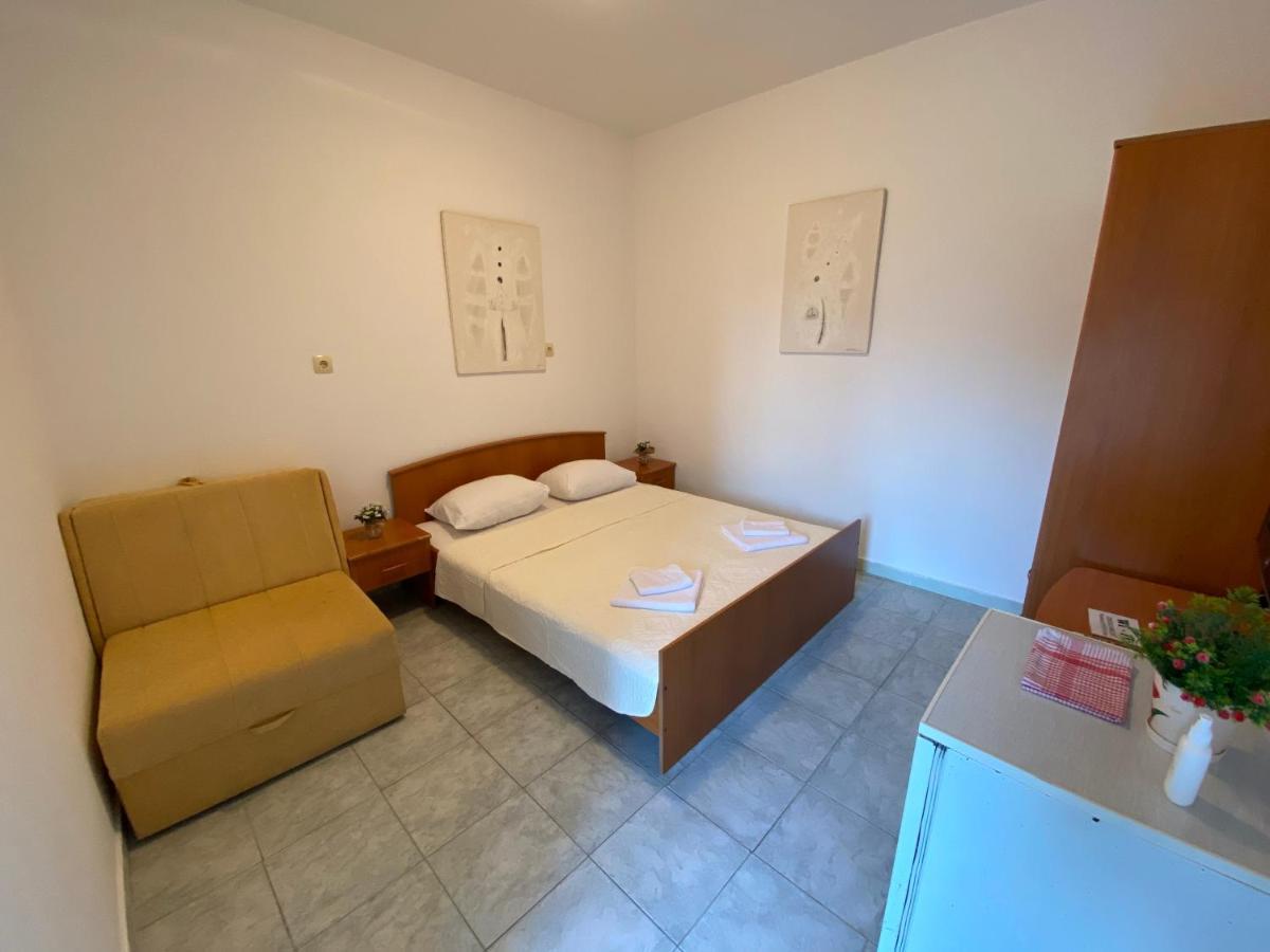 Apartments Mandarina Garden Petrovac Eksteriør bilde