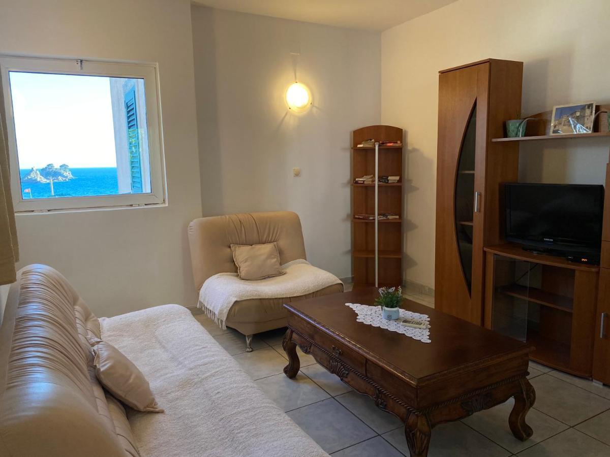 Apartments Mandarina Garden Petrovac Eksteriør bilde