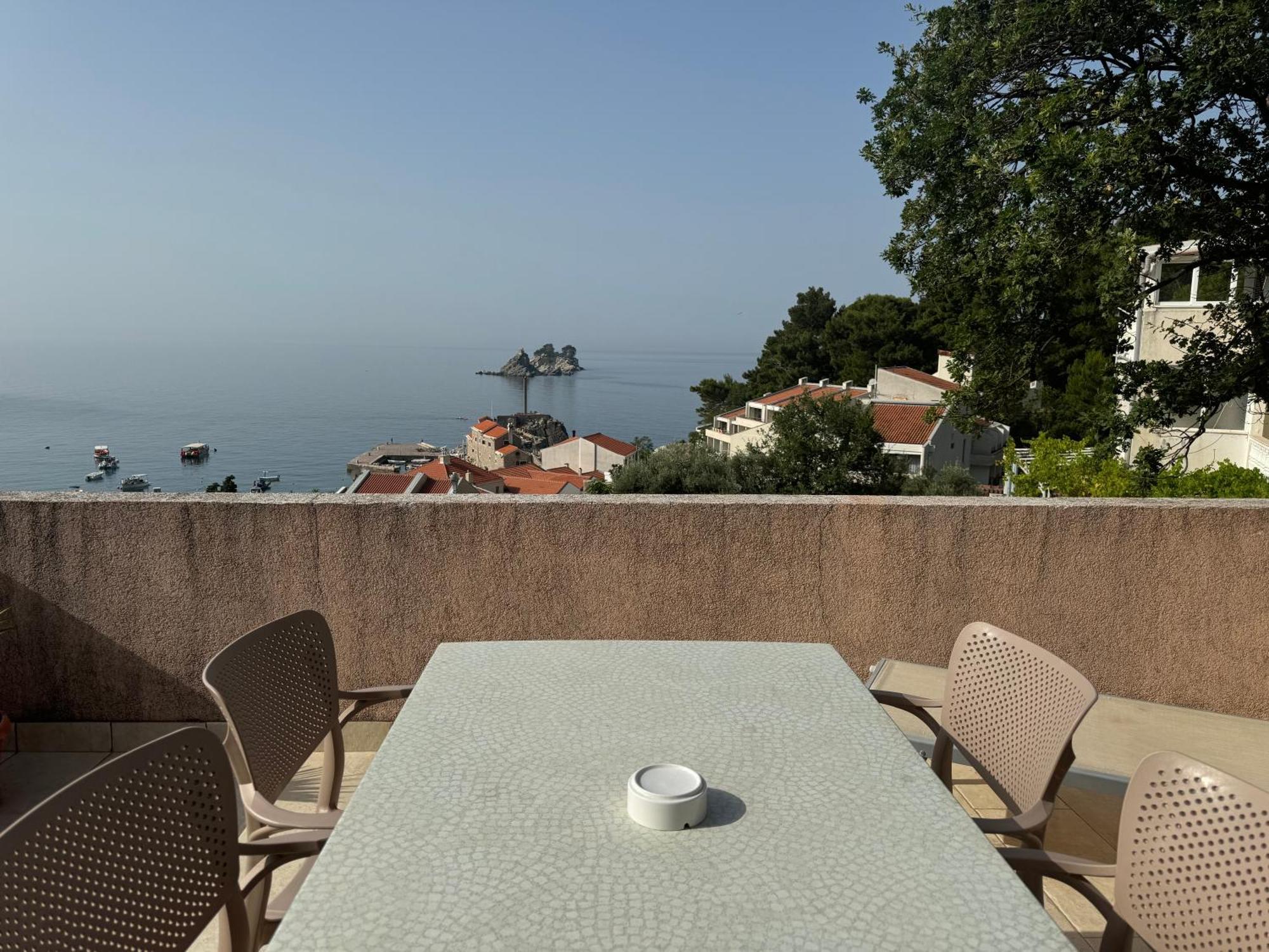 Apartments Mandarina Garden Petrovac Eksteriør bilde