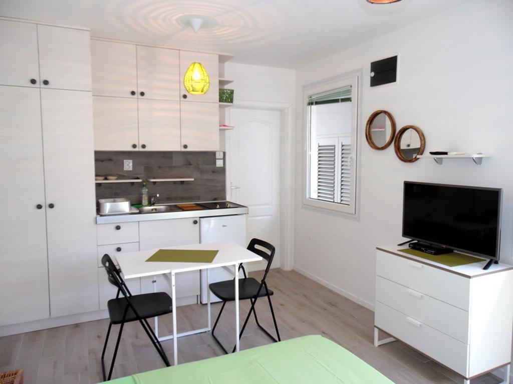 Apartments Mandarina Garden Petrovac Eksteriør bilde