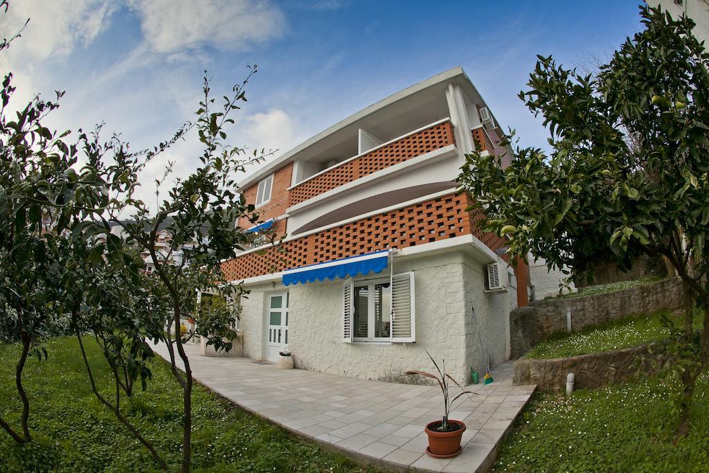 Apartments Mandarina Garden Petrovac Eksteriør bilde