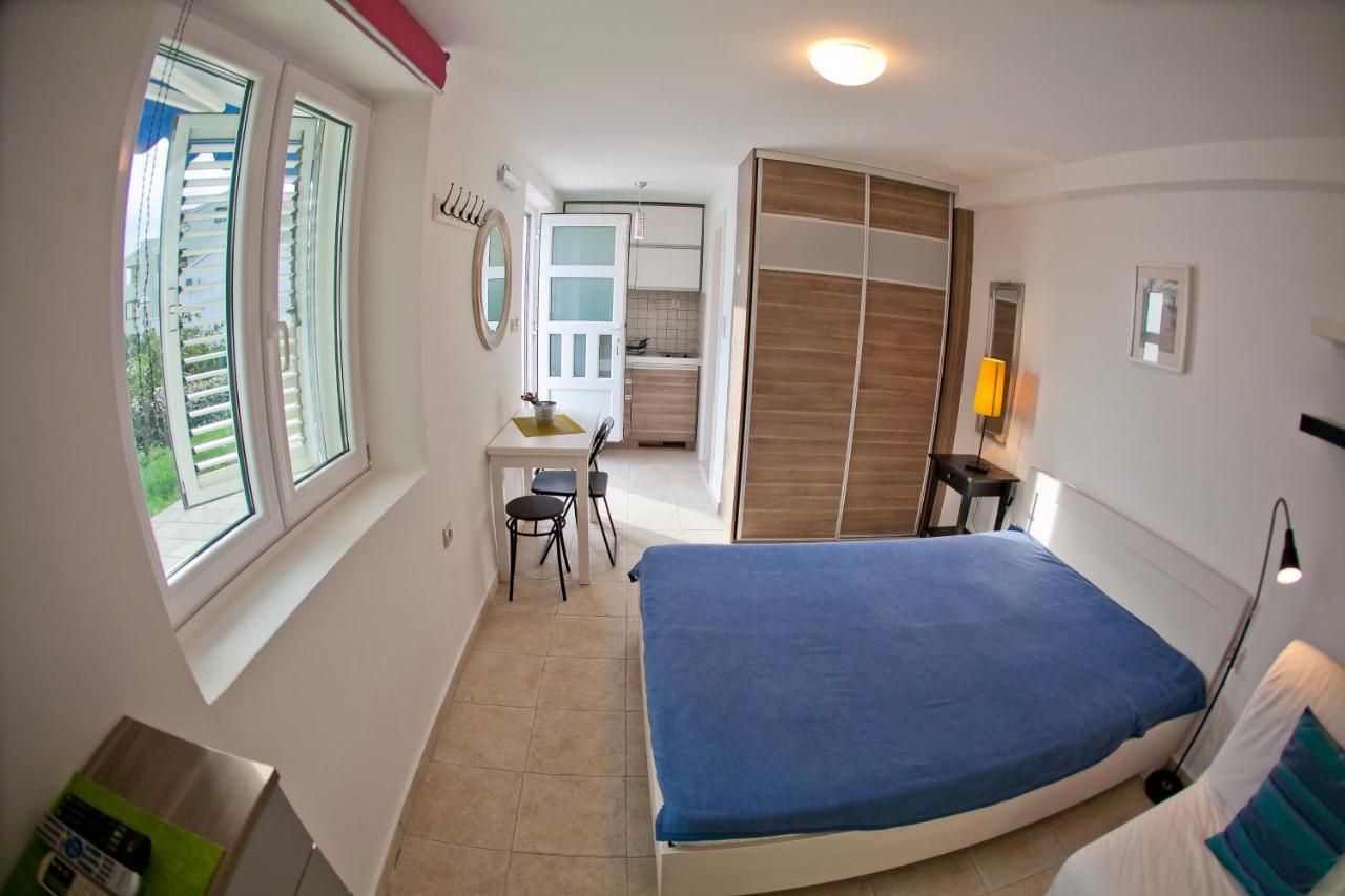 Apartments Mandarina Garden Petrovac Rom bilde